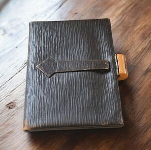 Vintage Leather Clutch with Beautiful Wooden Top Closure